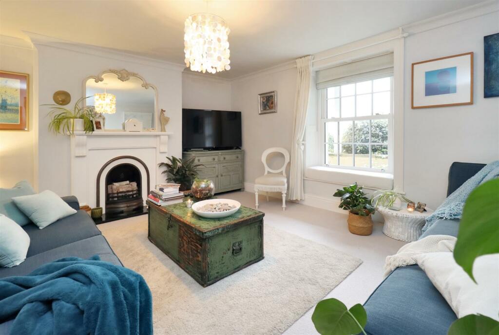 Additional image 5 of Elevated location with views across Clevedon