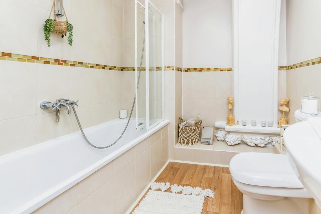 Additional image 15 of Crescent Road, Beckenham, BR3