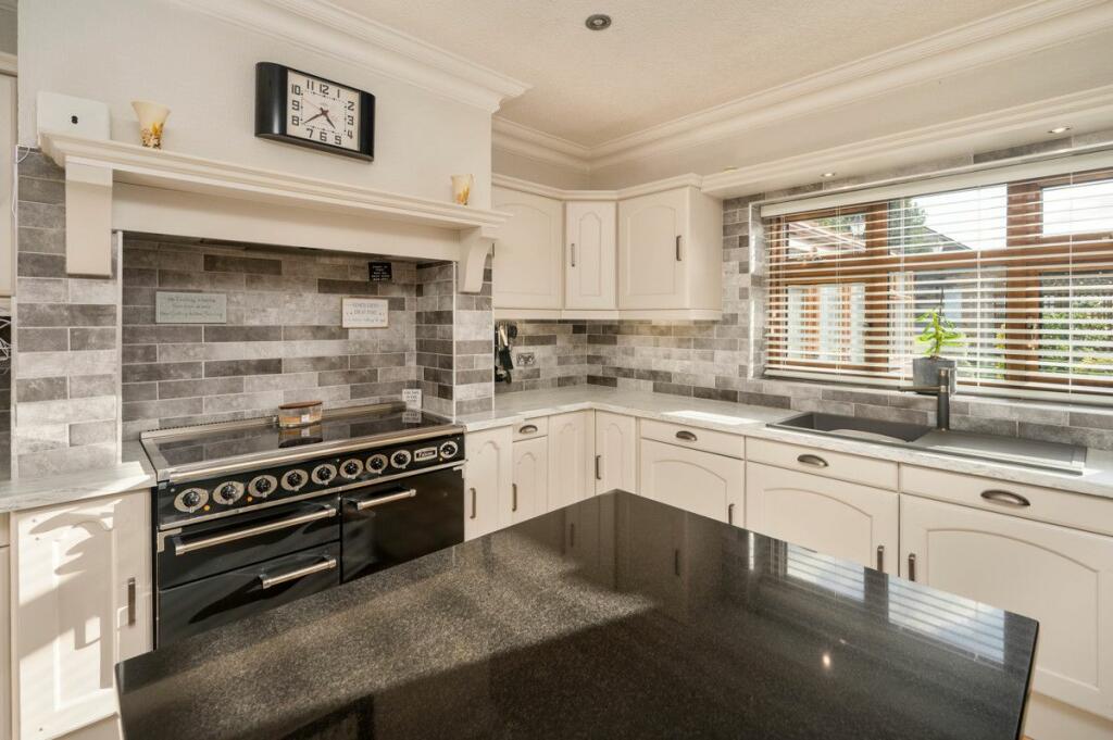 Additional image 14 of King Street, Drighlington