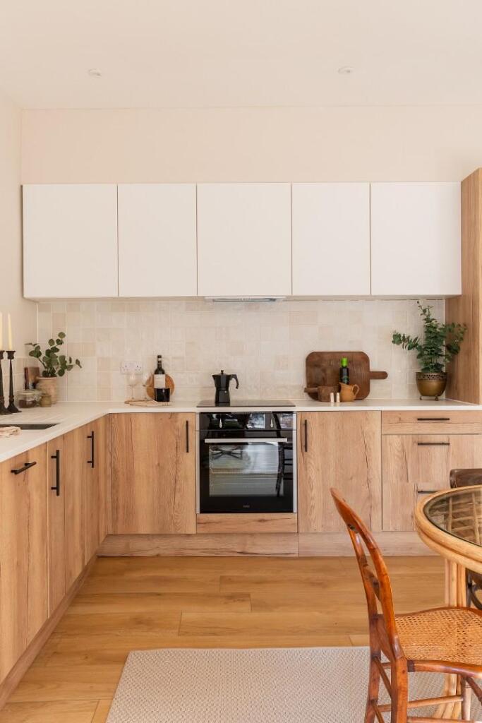 Additional image 10 of Knowle Road, Totterdown