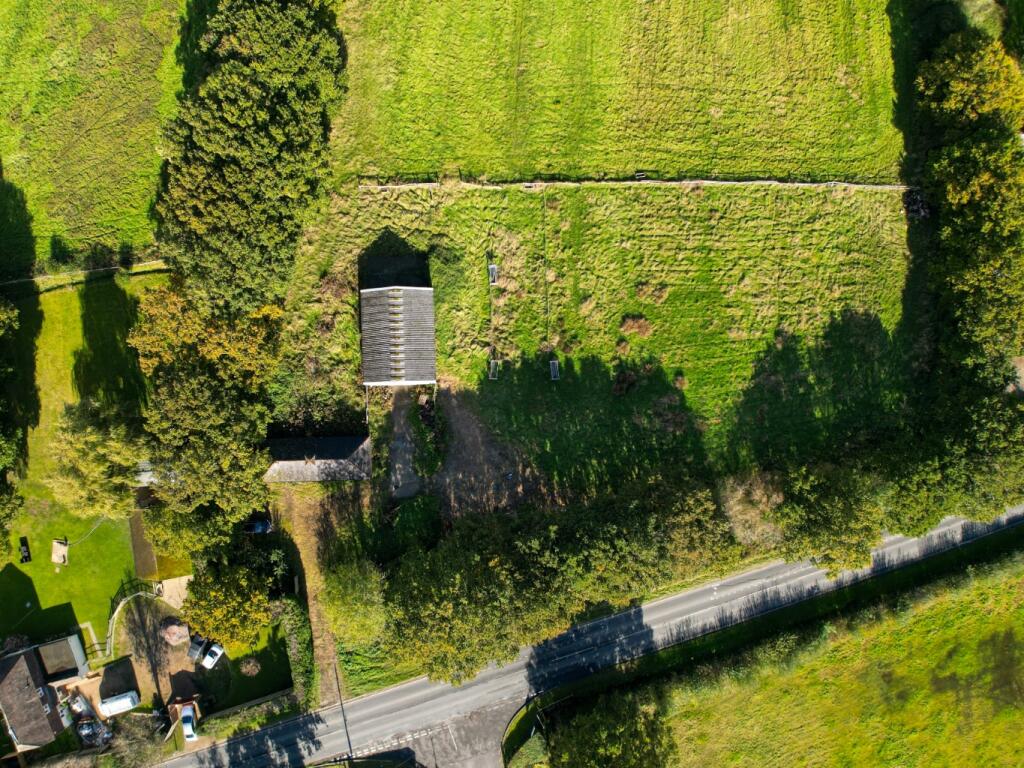 Additional image 8 of Tom Thumb Barn, Lewes Road, Laughton