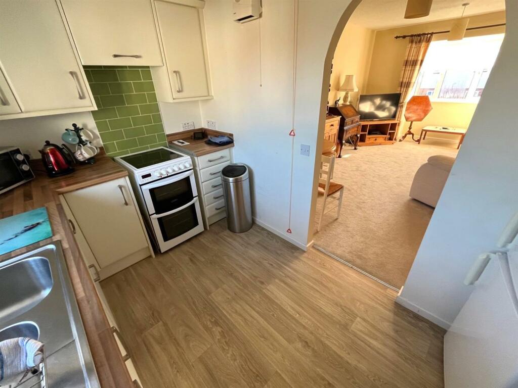 Additional image 6 of Excellent Retirement Apartment in Henleaze Bristol