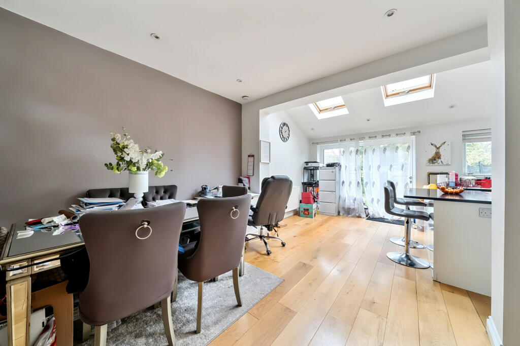 Additional image 24 of Queen Anne Avenue, Bromley