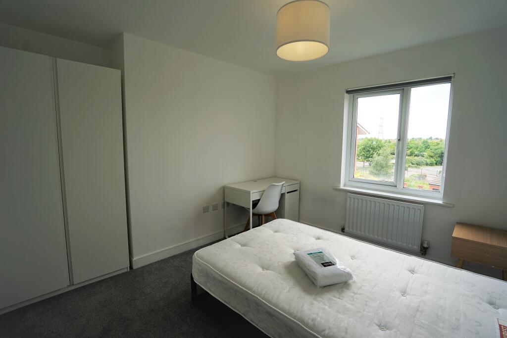 Primary image of Long Down Avenue, Cheswick Village, Bristol, BS16