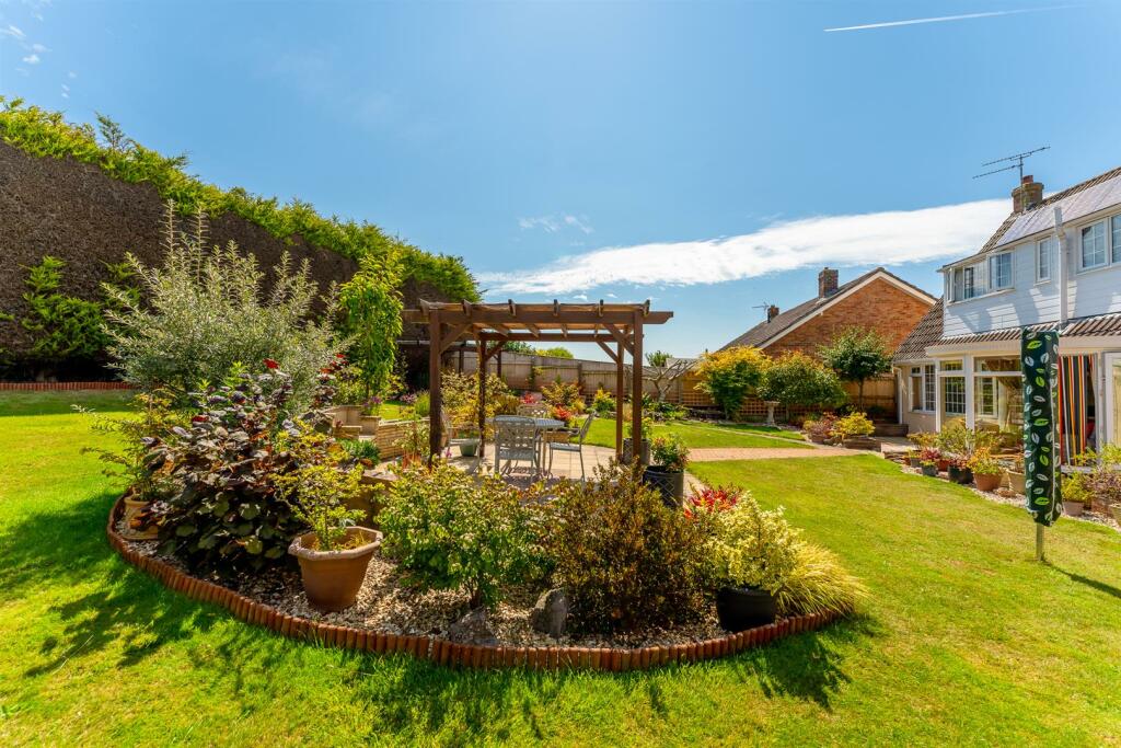 Additional image 34 of Leighton Crescent, Bleadon Hill