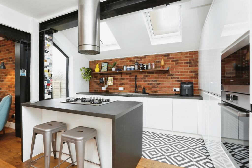 Additional image 3 of Kendall Road, Beckenham, BR3