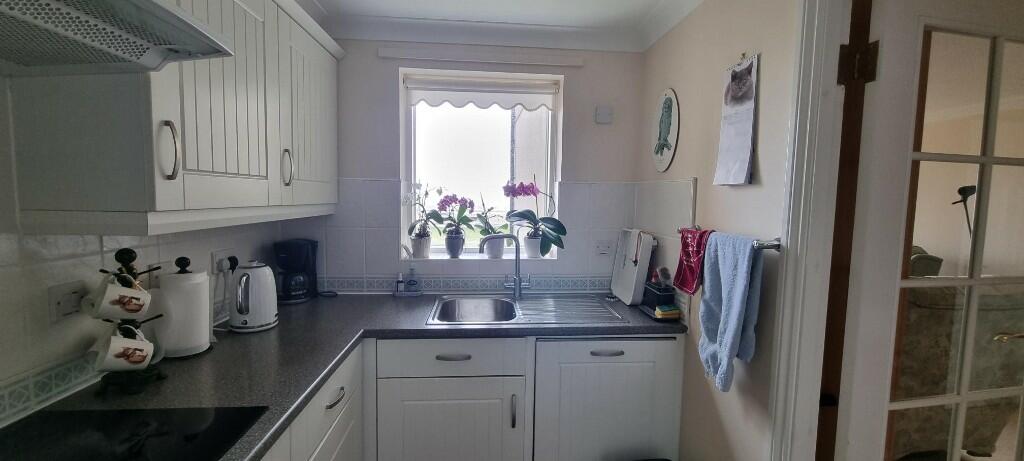 Additional image 9 of 37 Pegasus Court, 58 Beach Road, Weston-super-Mare, North Somerset, BS23 4AL