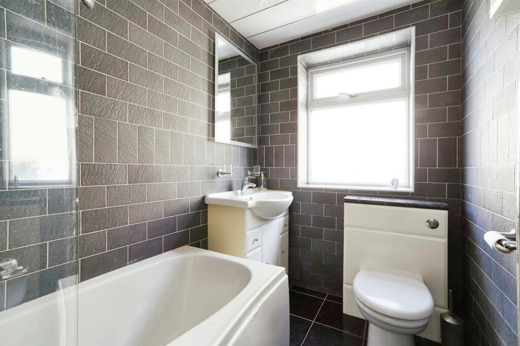 Additional image 9 of Derwent Avenue, Wilsden, Bradford