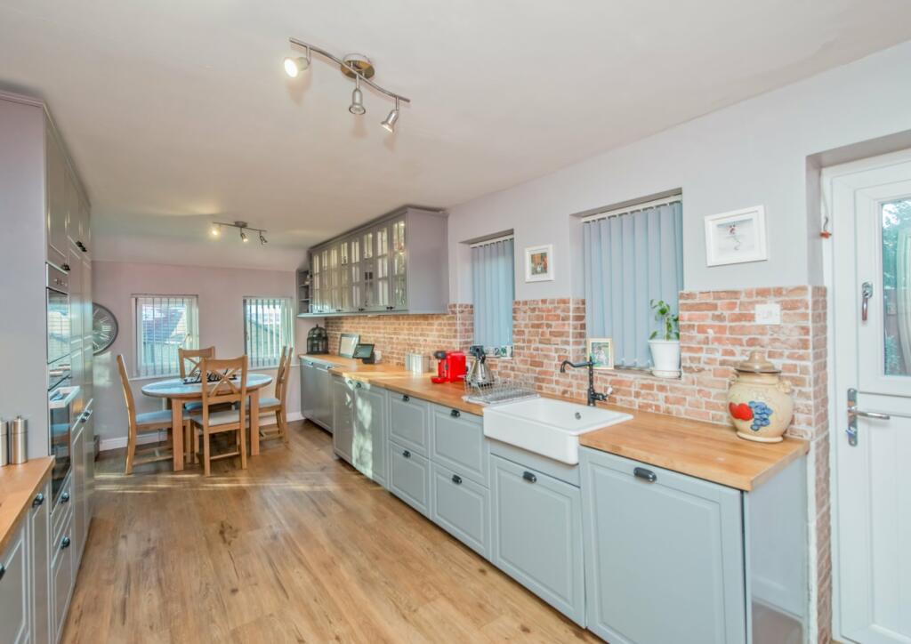 Additional image 12 of Windmill Grove, Gomersal, BD19