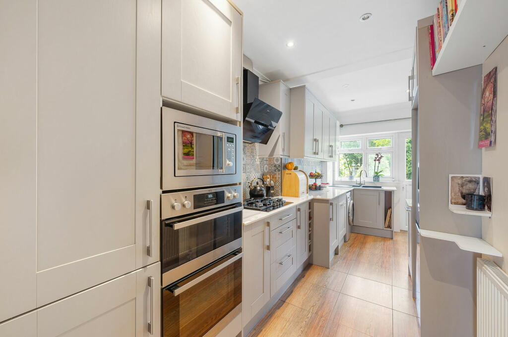 Additional image 8 of Broadlands Road, Bromley, BR1