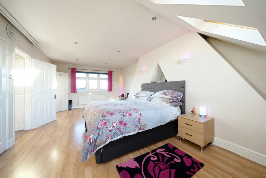 Additional image 7 of Wickham Court Road, West Wickham