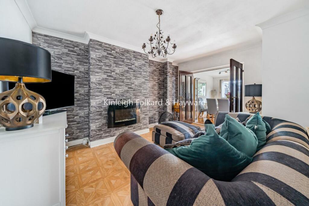 Additional image 17 of Ridgeway Drive, Greater London