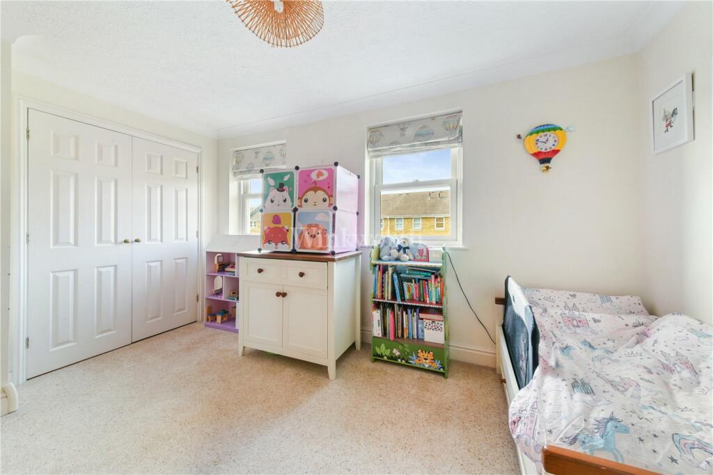 Additional image 14 of Vicarage Drive, Beckenham, BR3