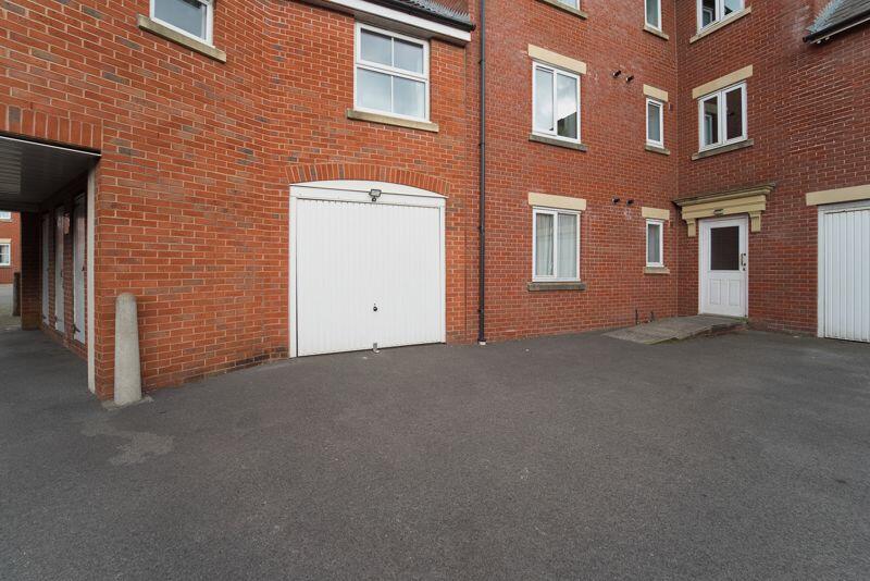 Additional image 11 of Longridge Way, Weston Village - HUGE GARAGE!