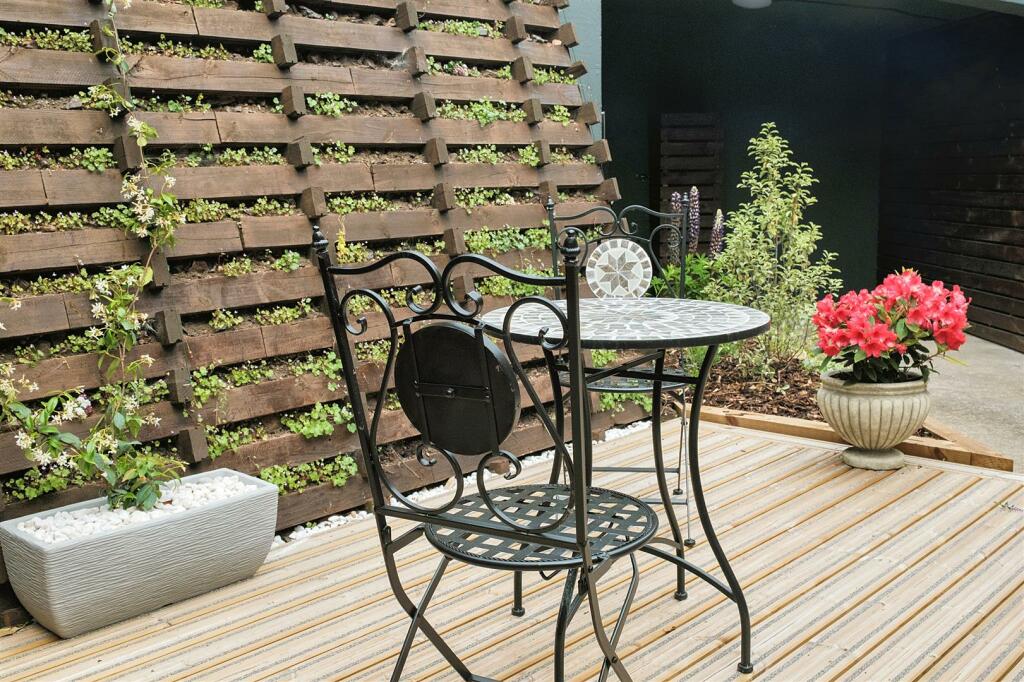 Additional image 9 of Exceptional offices in Clevedon Town Centre