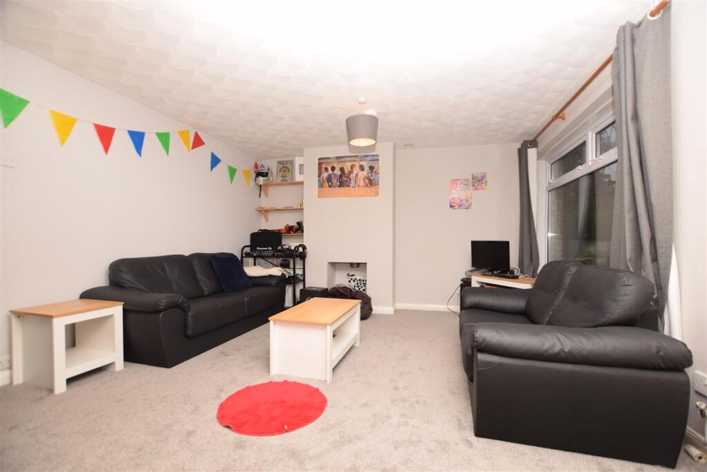 Additional image 2 of BPC02361, Trentham Close