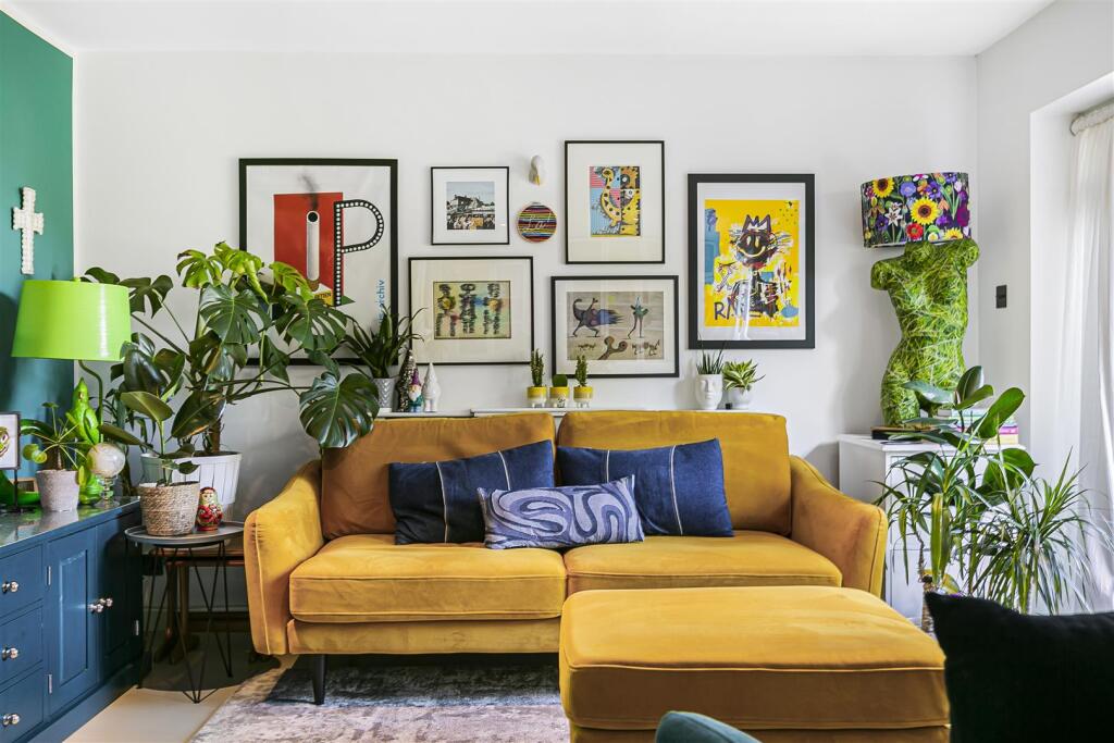 South Street, East Hoathly, Lewes, BN8 6DT