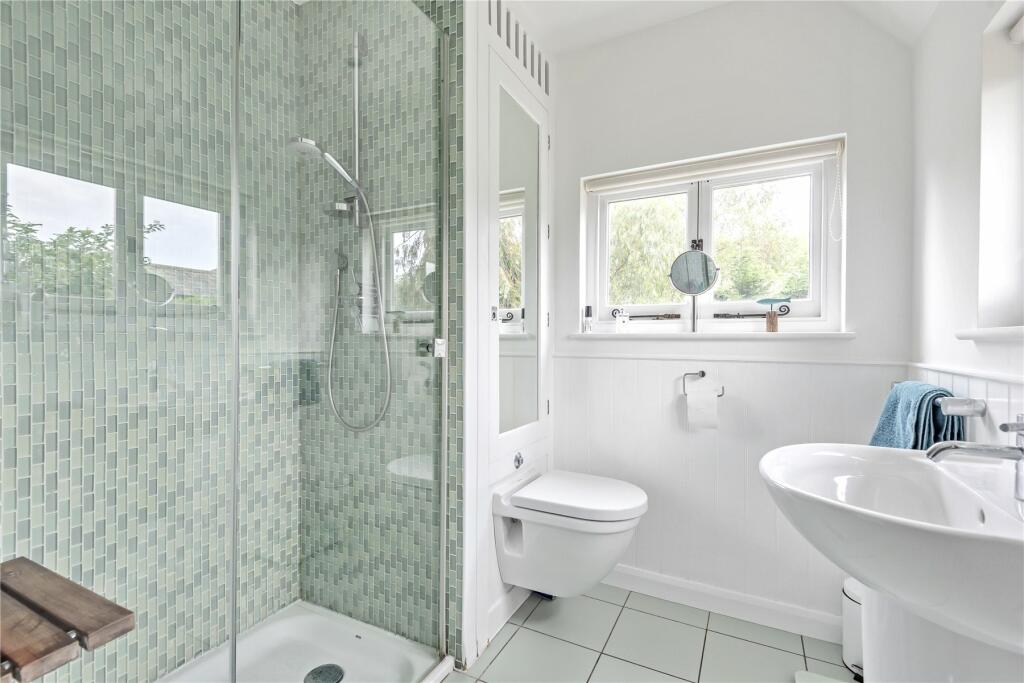 Additional image 20 of Leaves Green, Keston