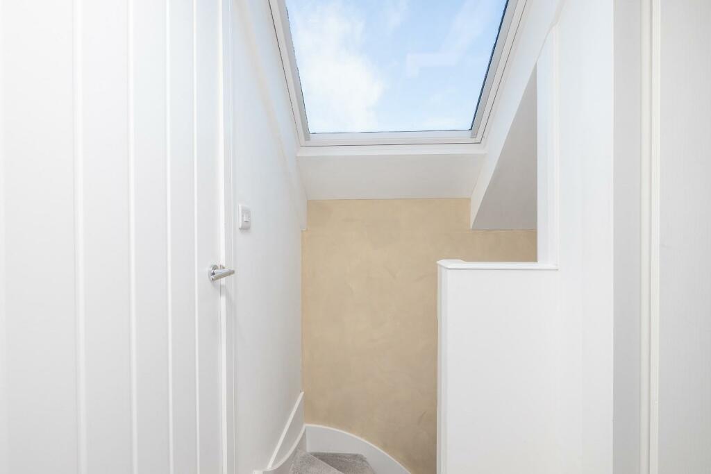 Additional image 21 of Murray Street, Southville