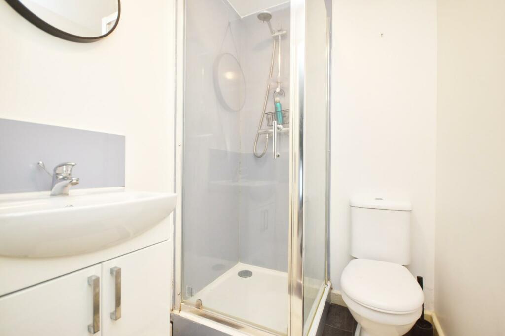 Additional image 20 of Hillview Close, Kingswood