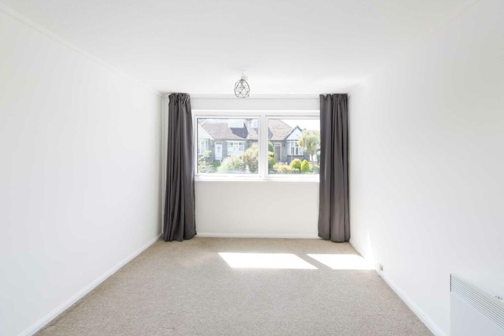 Additional image 11 of Cairns Road, Westbury Park