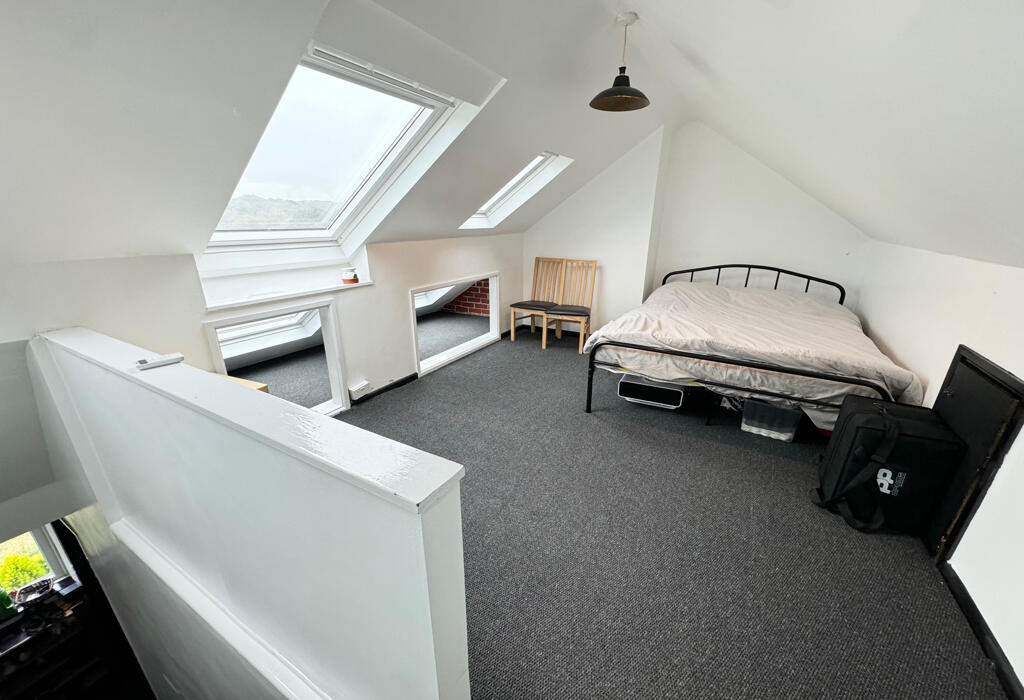 Additional image 10 of Coniston Grove, Baildon, Shipley, West Yorkshire