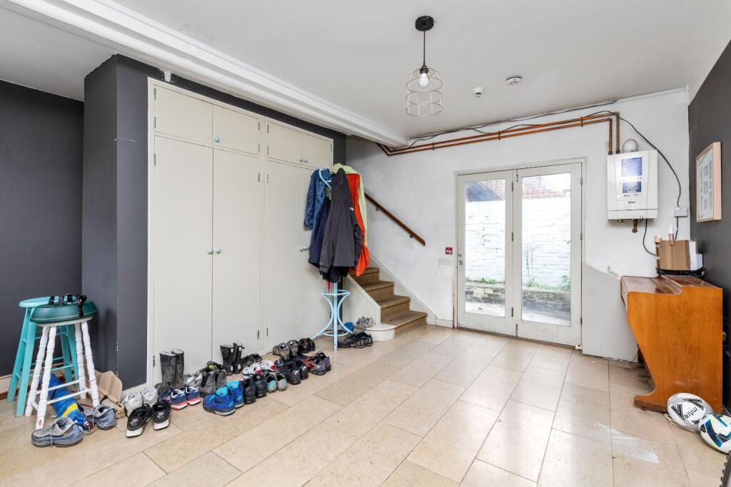 Additional image 22 of Flint House, High Street, Lewes