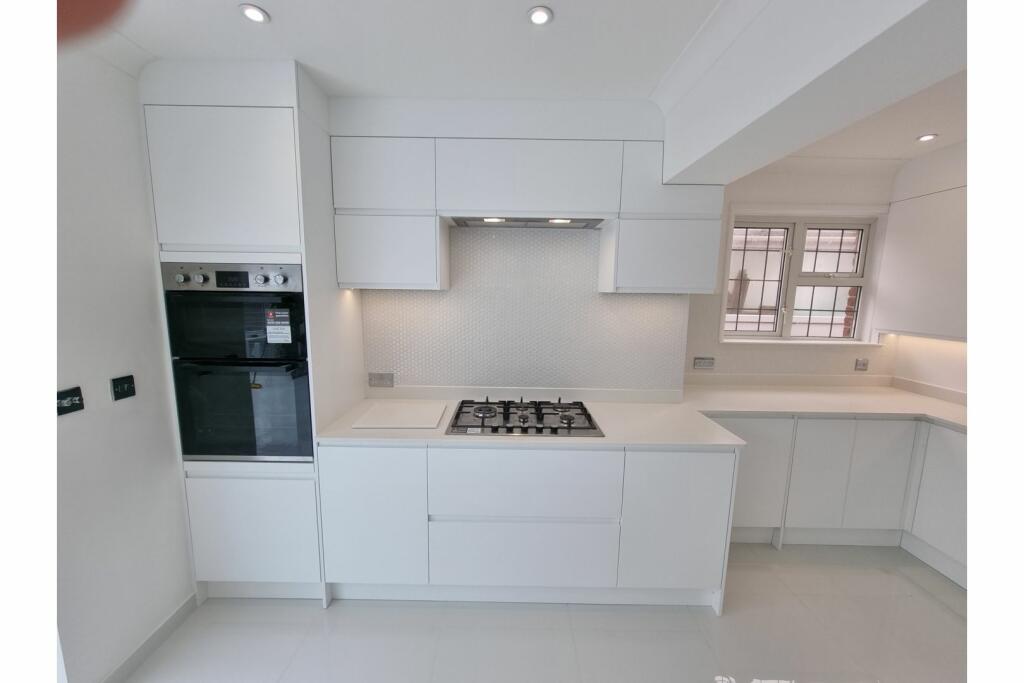 Additional image 35 of Third Avenue, Newhaven, BN9