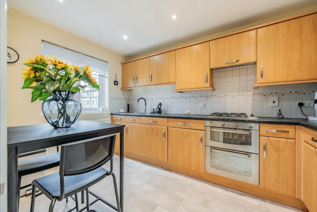 Additional image 17 of Barkway Drive, Farnborough, Orpington, Kent, BR6