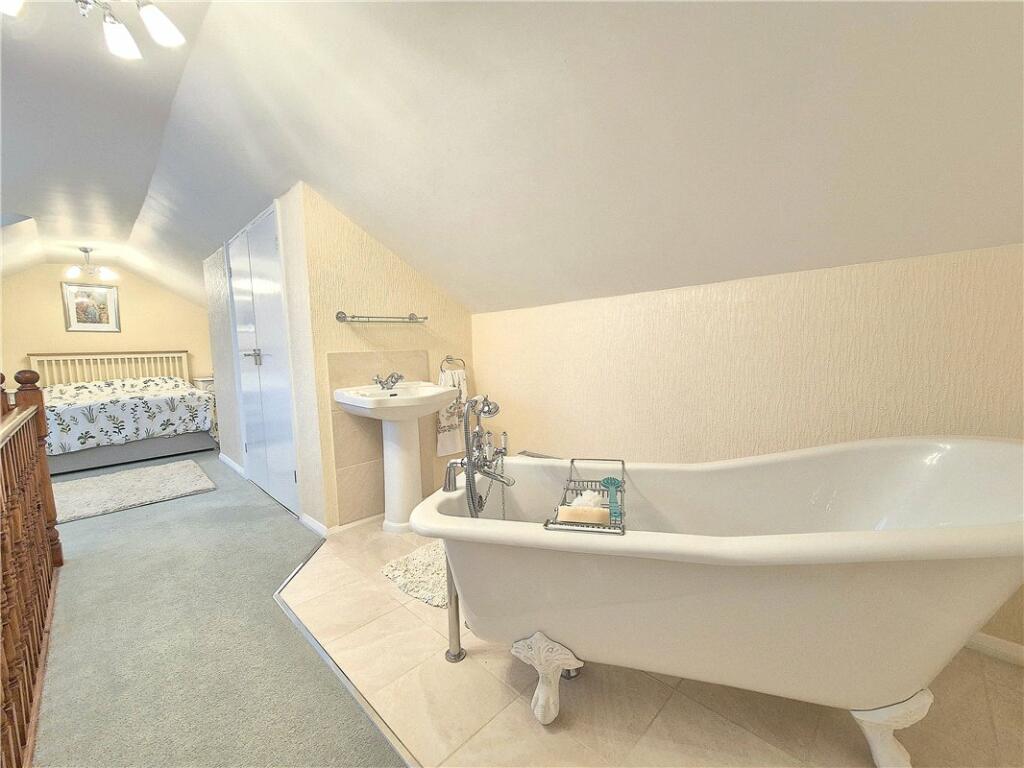 Additional image 7 of Wistaria Close, Crofton, Kent, BR6