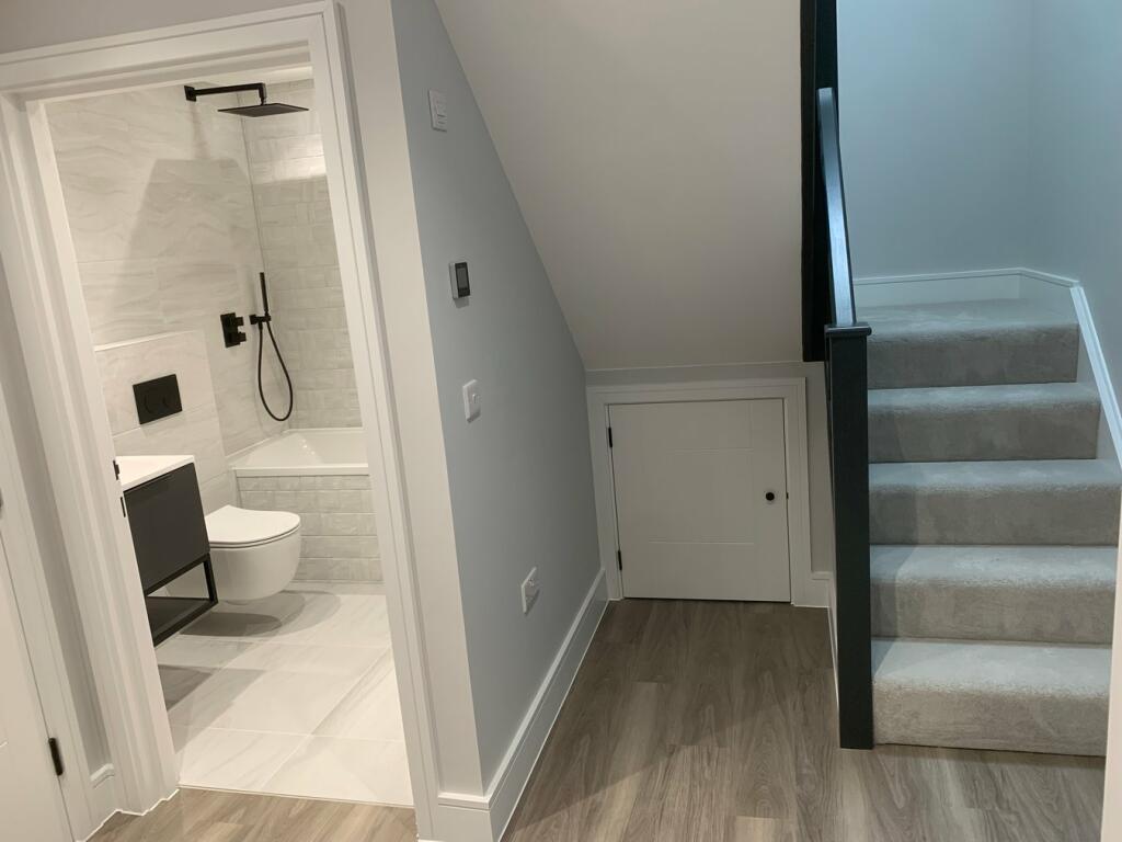 Additional image 8 of 2 Bromley Avenue, Bromley, BR1