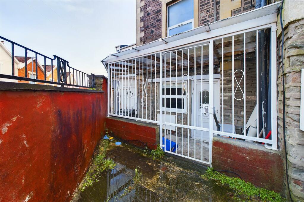 Additional image 4 of 2 BED FLAT | KNOWLE