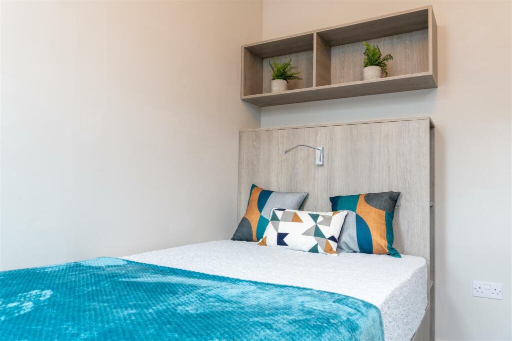 Additional image 5 of Gloucester Road, Bristol