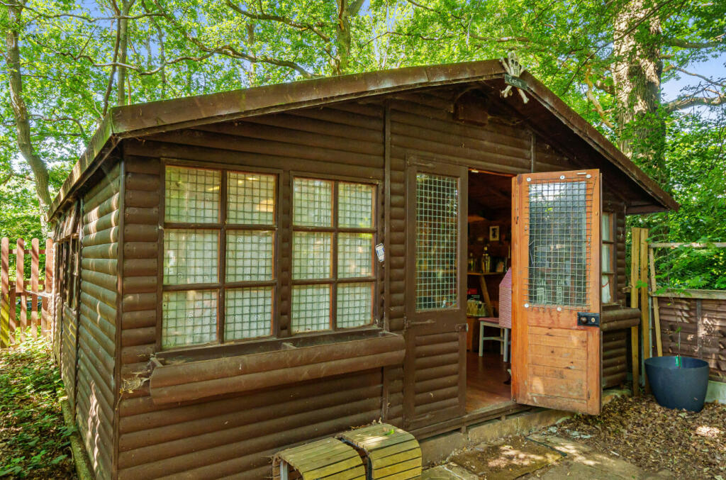 Additional image 23 of Woodland Way, Petts Wood, BR5