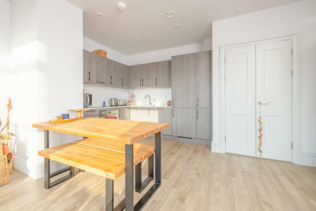 Additional image 9 of East Street, Bedminster