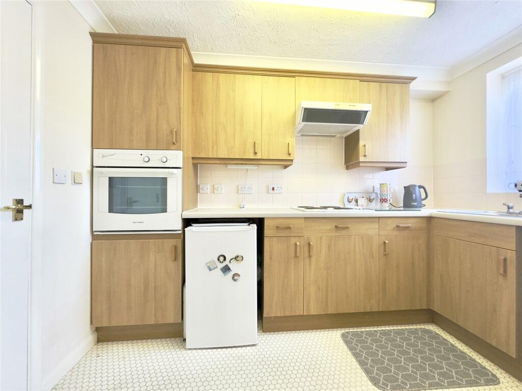 Additional image 18 of Oakleigh Close, Swanley, Kent, BR8