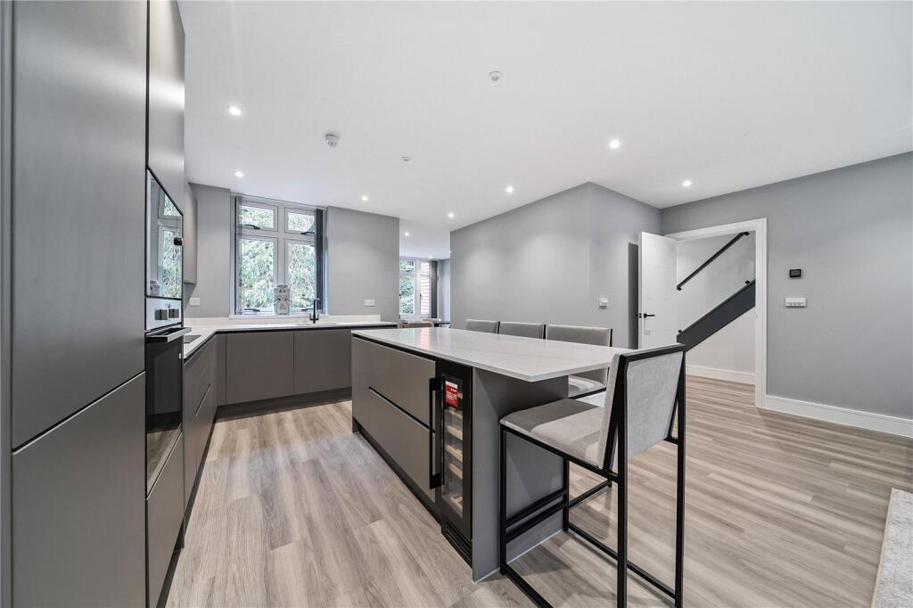 Additional image 16 of Bromley Avenue, Bromley