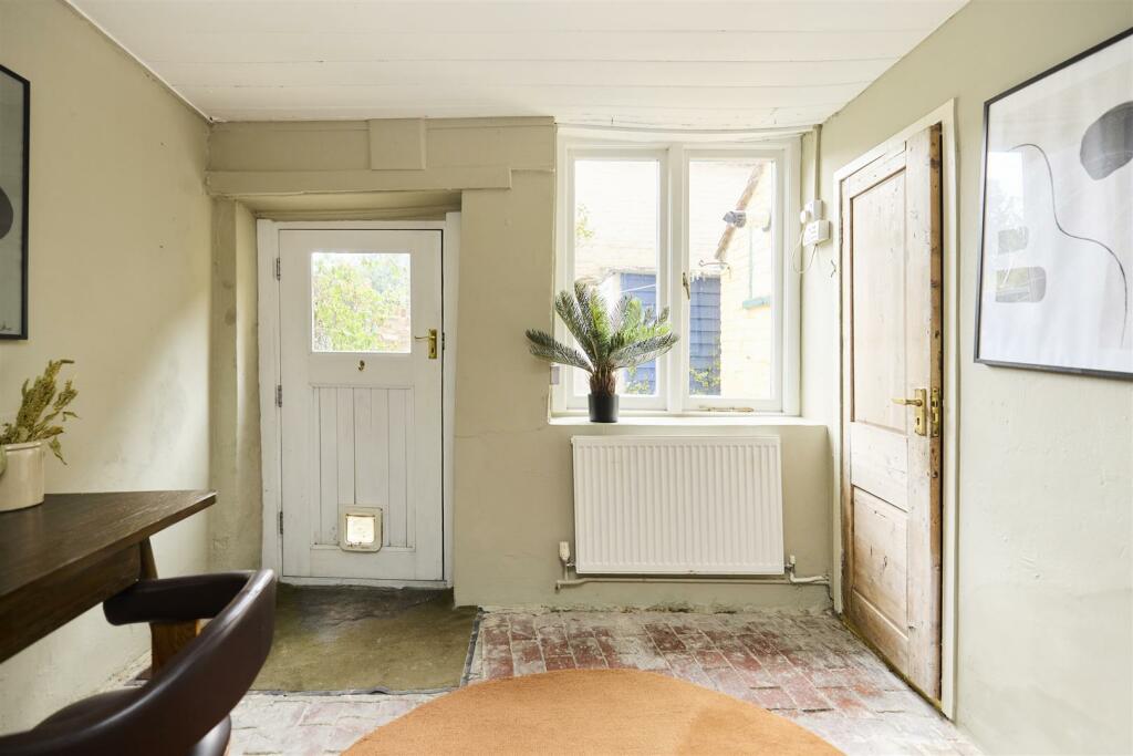 Additional image 22 of High Street, Lewes, BN7 1XH