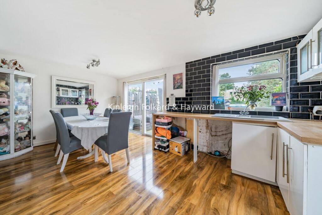 Additional image 3 of Ridgeway Drive, Greater London