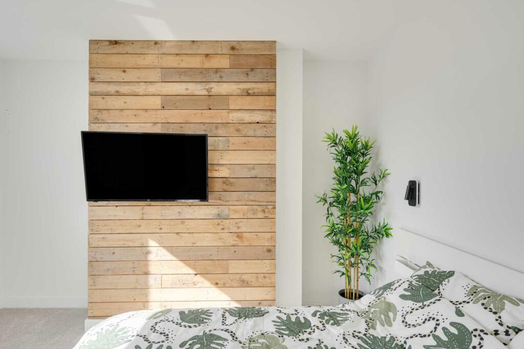 Additional image 17 of Southmead Road, Filton