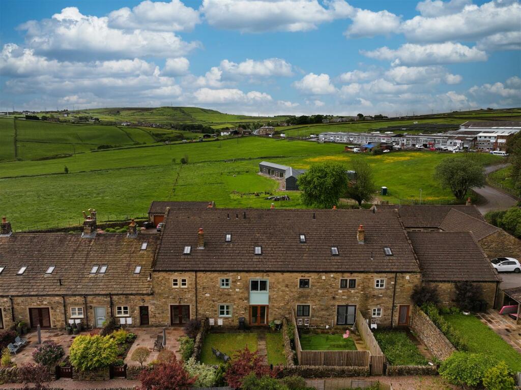 Additional image 2 of 7, Denholme House Farm Drive, Denholme, Bradford, BD13 4AB