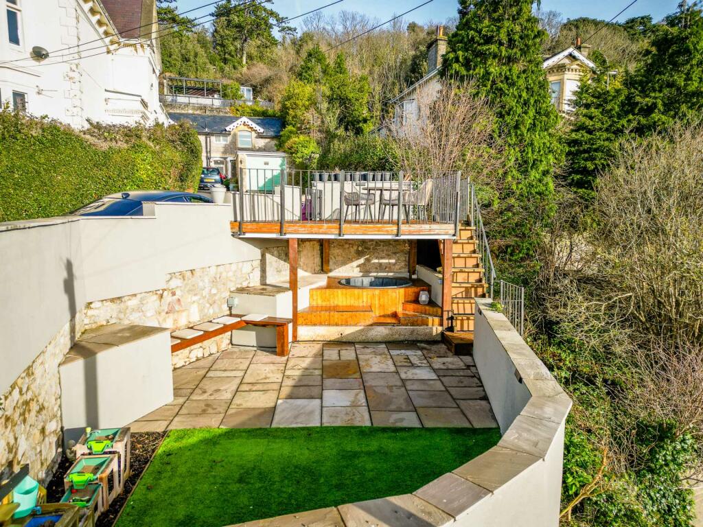 Additional image 25 of South Road - Refurbished & Character Filled Flat - No Chain