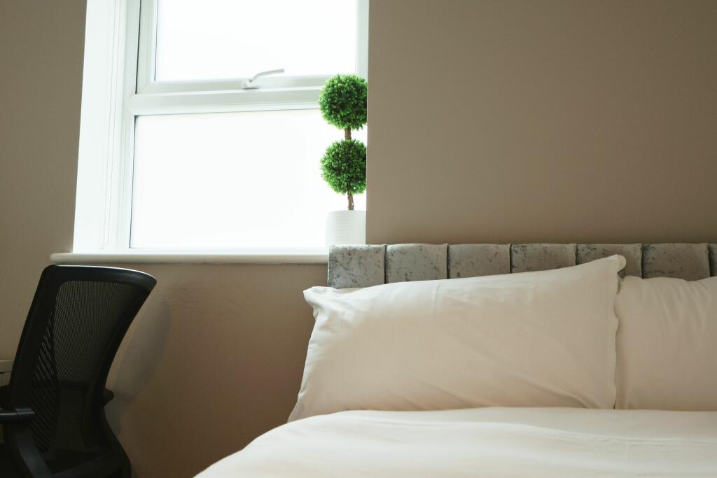 Additional image 14 of Gloucester Road, Patchway, Bristol