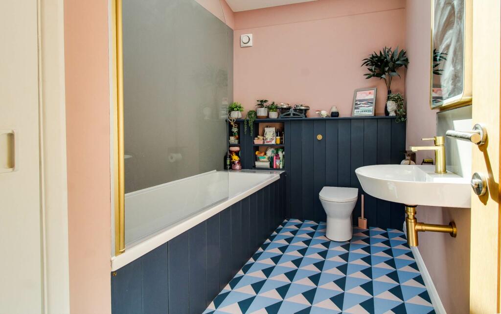 Additional image 23 of Gundreda Road, East Sussex