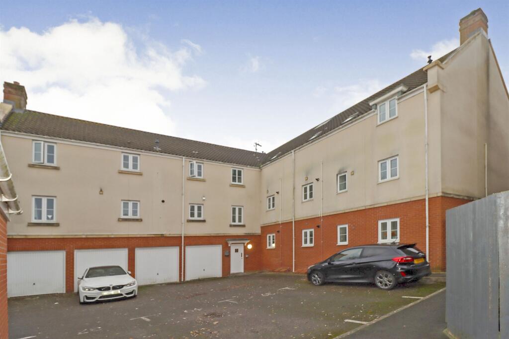 Additional image 18 of Leaze Close, Thornbury, Bristol