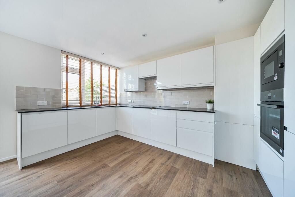 Additional image 6 of Holmdene Close, Beckenham