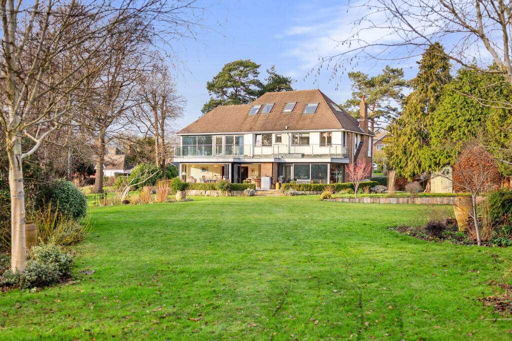 Additional image 6 of Barnfield Wood Close, Beckenham, BR3