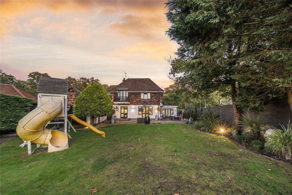 Additional image 32 of Hollydale Drive, Bromley