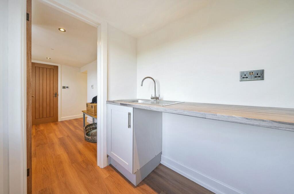 Additional image 9 of Oldfields Lane, Earthcott Green, Alveston, Bristol, South Gloucestershire, BS35