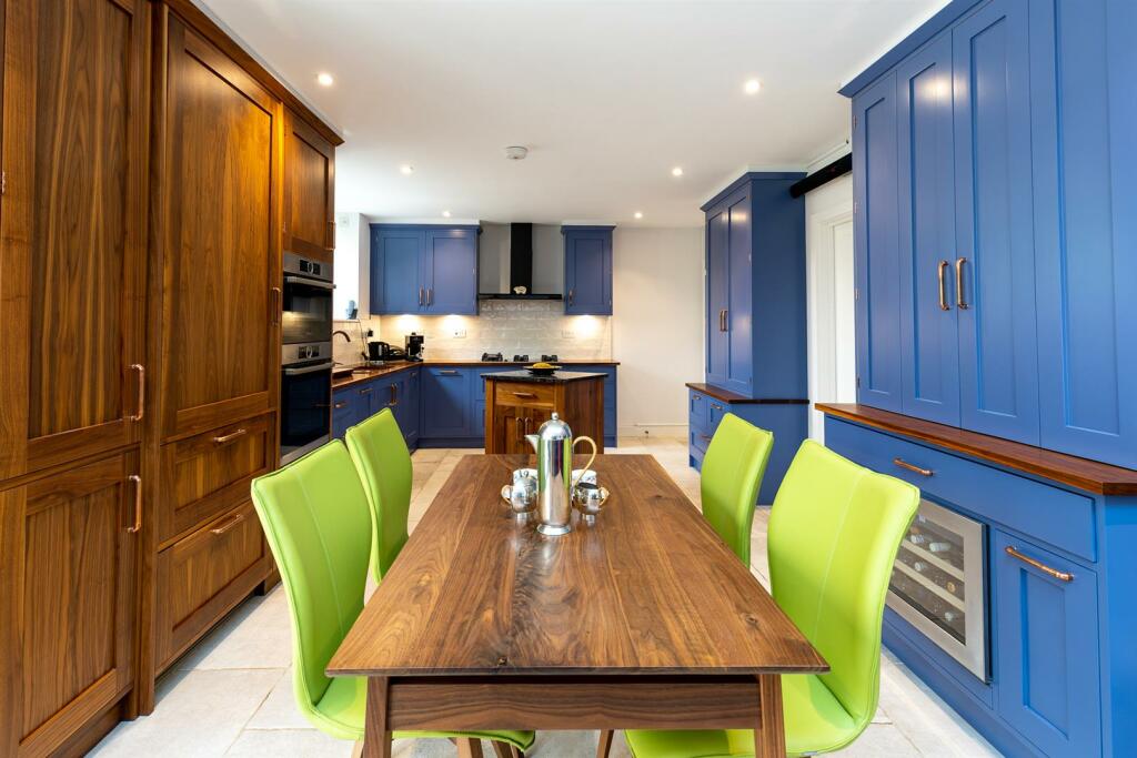 Additional image 3 of Trinity Close, Paulton, Bristol